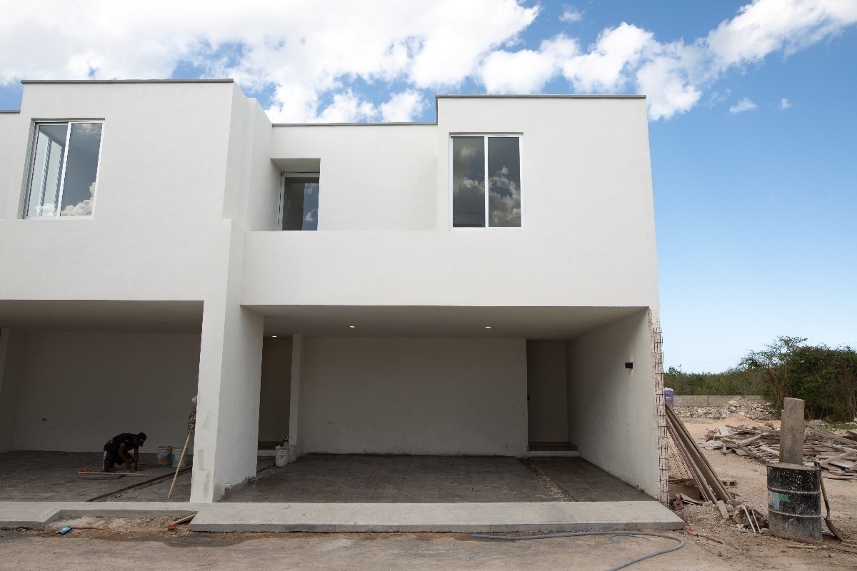 Último Townhouse (Thaus) en Venta en Kantera en Dzityá