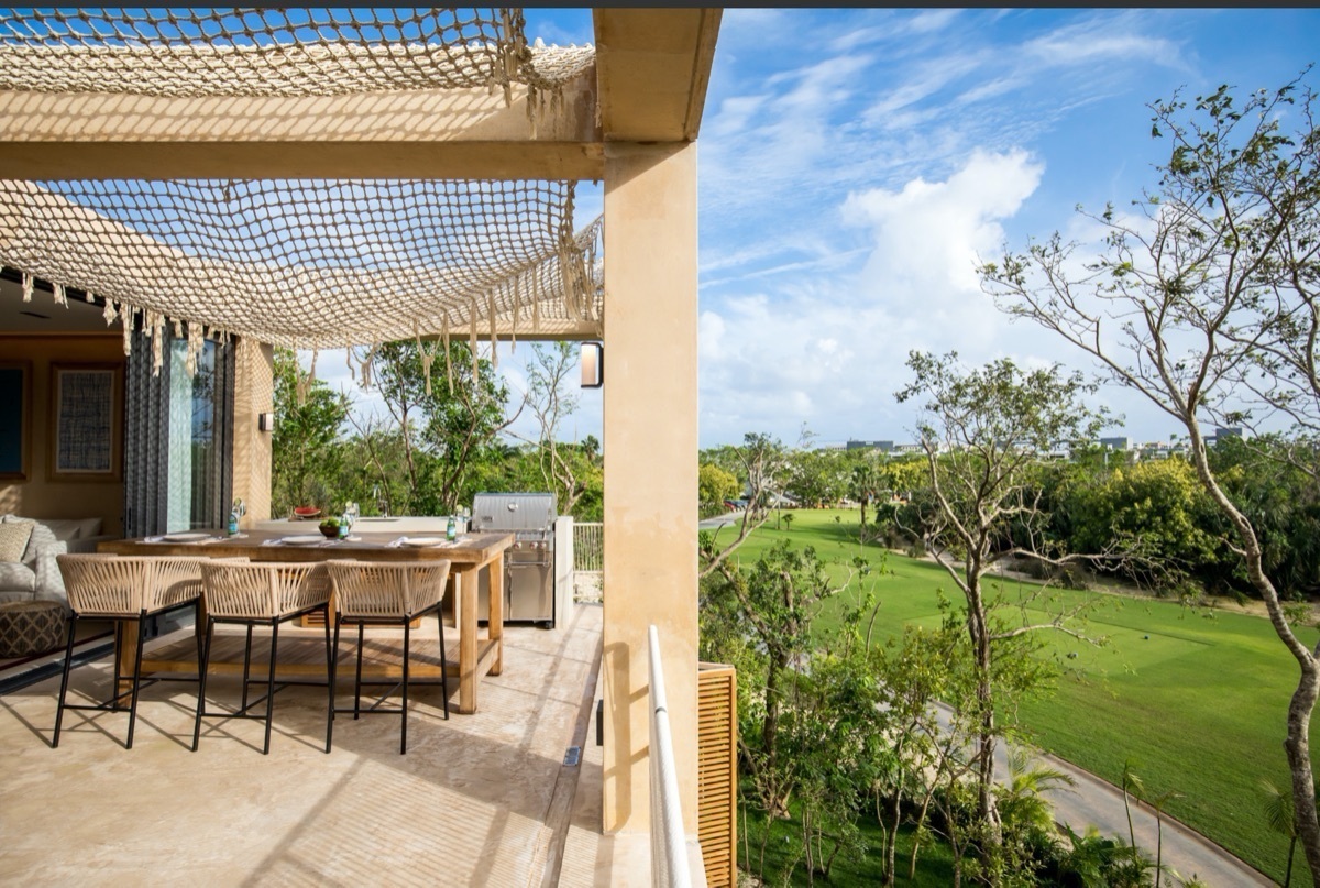 luxury-4-bedroom-private-garden-villa-in-playa-del-carmen23-18740