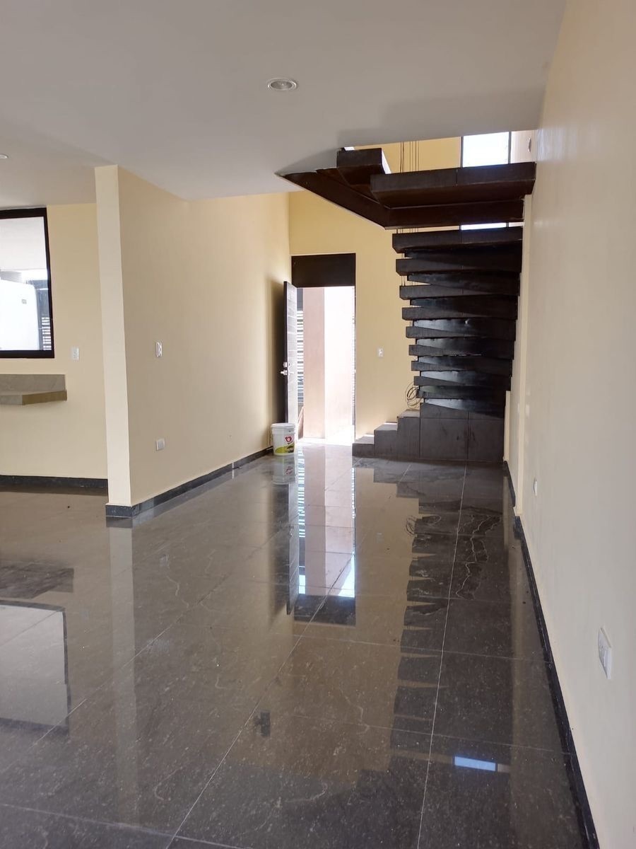 magnifica-casa-en-leandro-valle4-32943