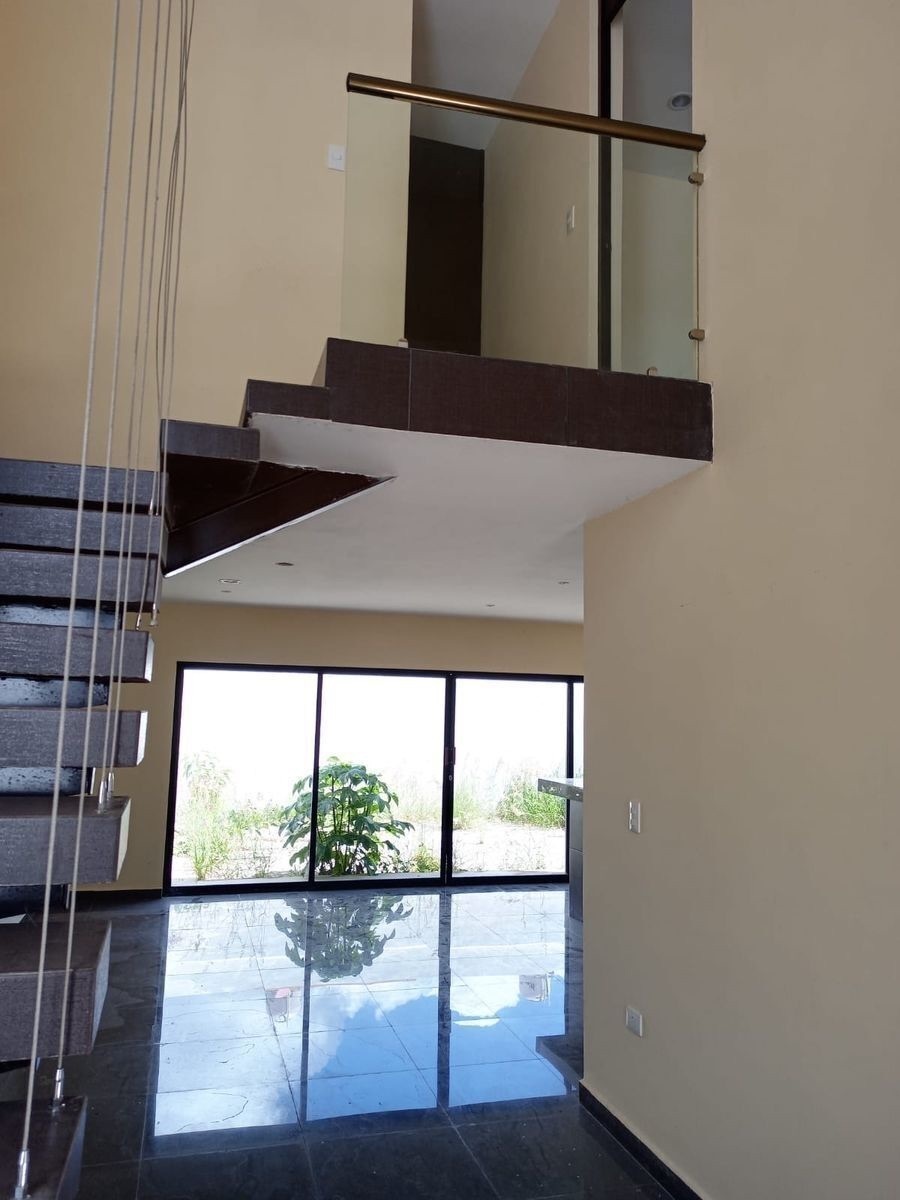 magnifica-casa-en-leandro-valle5-32943