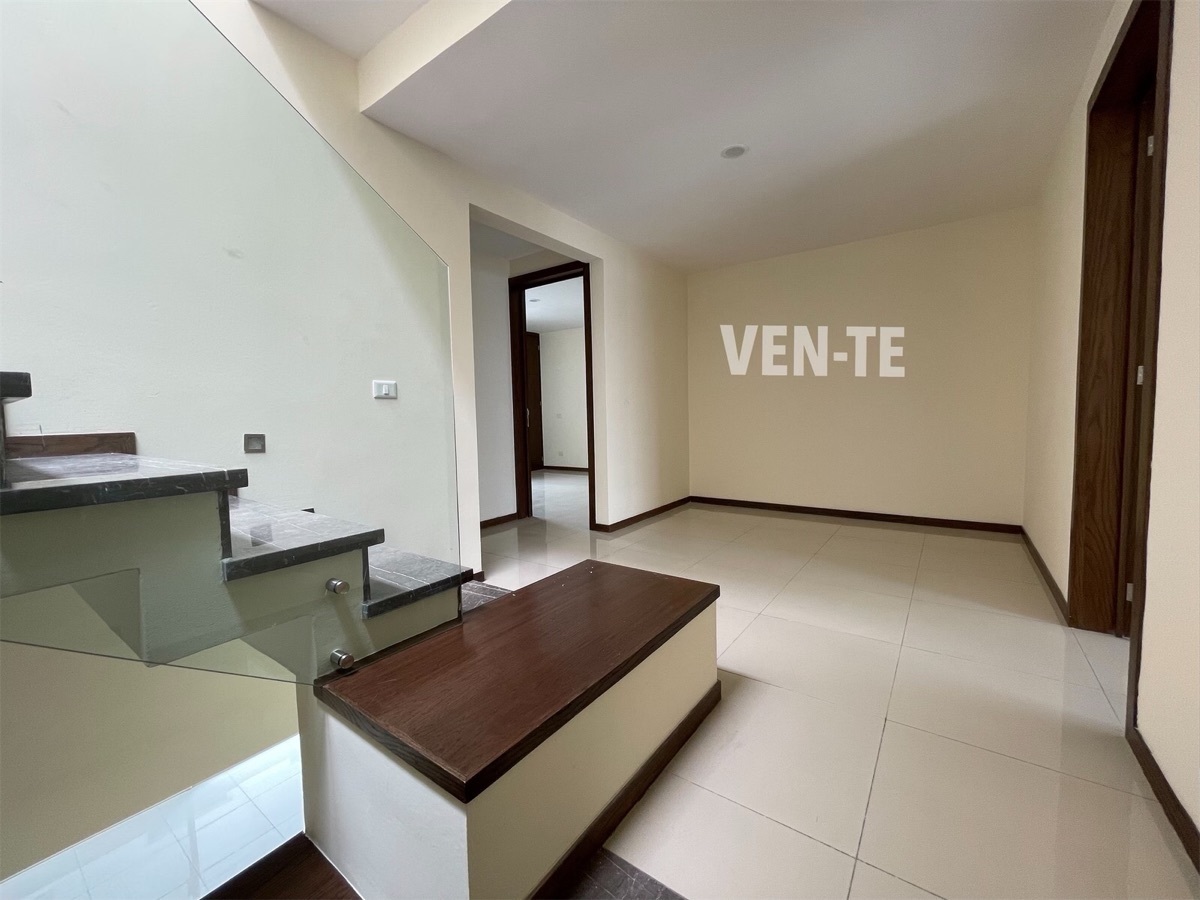 nueva-casa-en-venta-en-solares-en-coto-consolidado-con-alberca10-32668