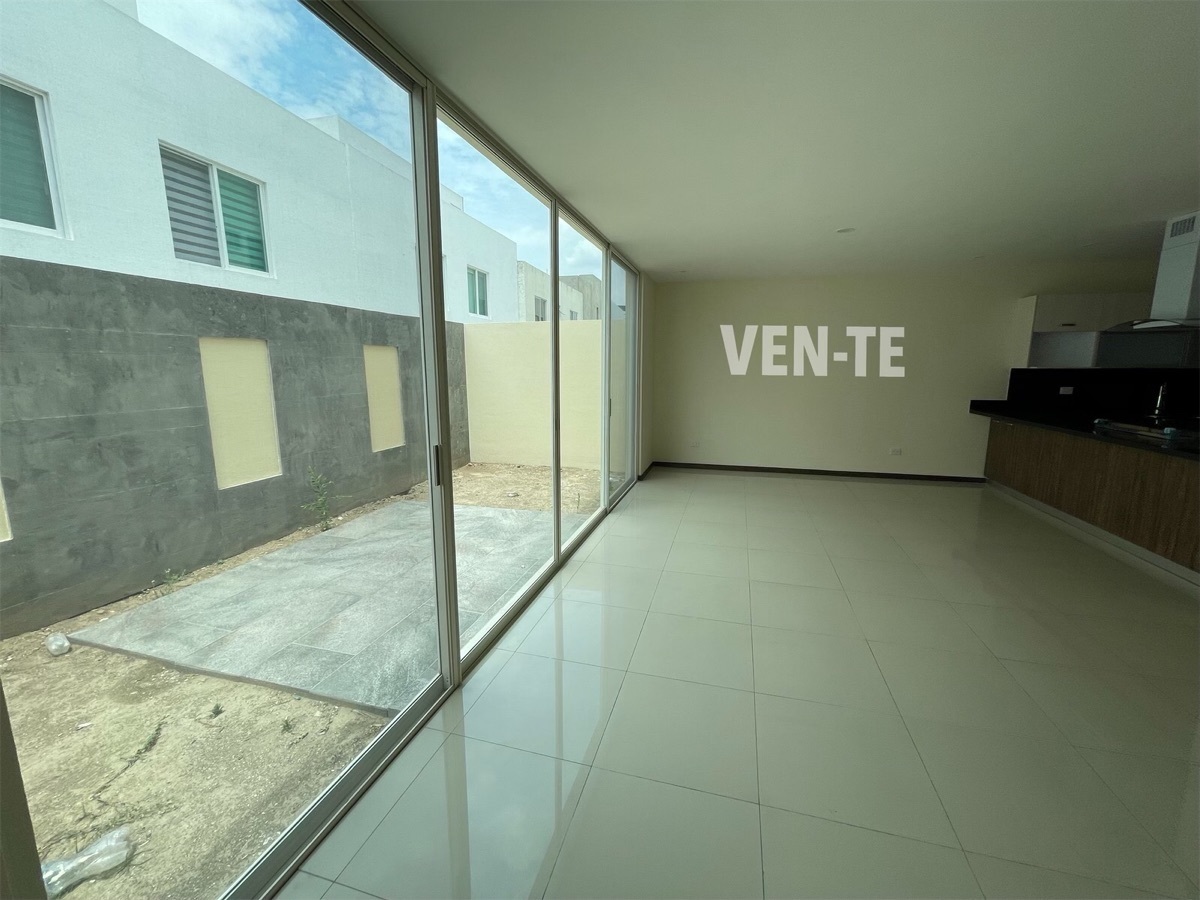 nueva-casa-en-venta-en-solares-en-coto-consolidado-con-alberca4-32668