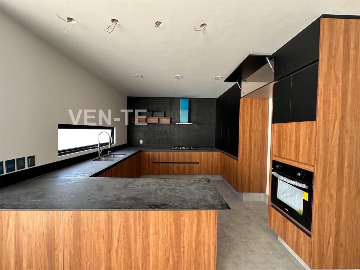 nueva-casa-en-venta-en-solares-en-zapopan3-35544