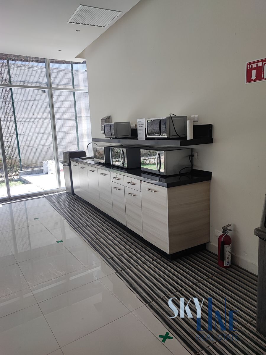 oficinia-en-renta-en-zona-valle-oriente-spgg10-24769