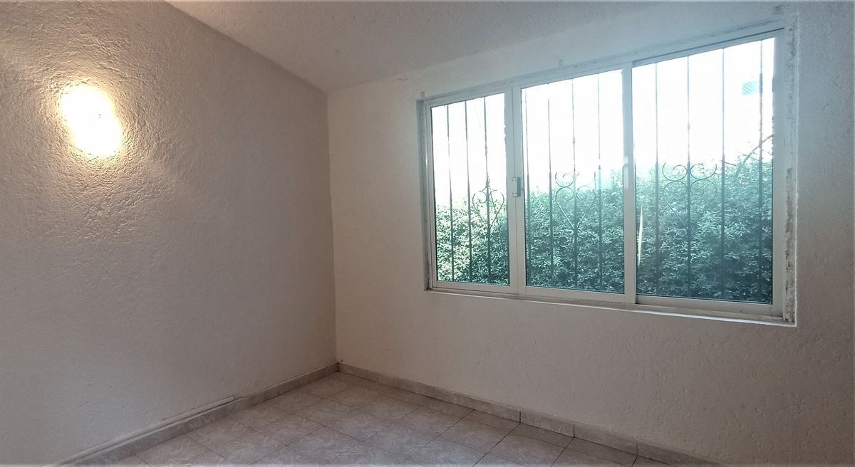 oportunidad--casa-en-condominio-de-3-recmaras-y-family-room14-12417