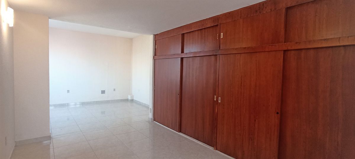 oportunidad--casa-en-condominio-de-3-recmaras-y-family-room21-12417