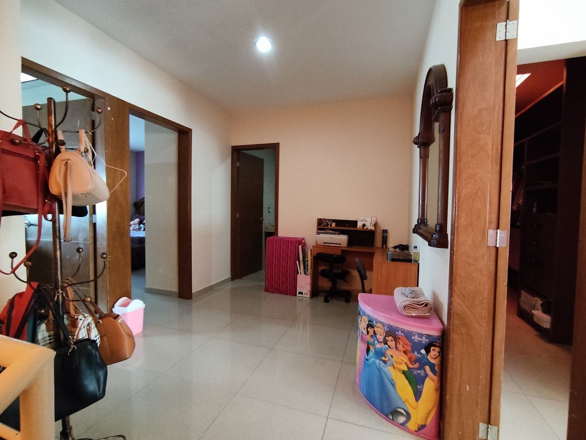 oportunidad-casa-en-venta-colonia-camino-real-zapopan17-24136