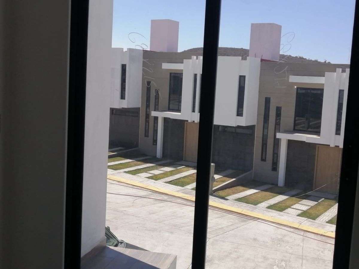 pachuca-vende-casa-en-fraccionamento-residencial-cerca-de-la-uaeh13-22547