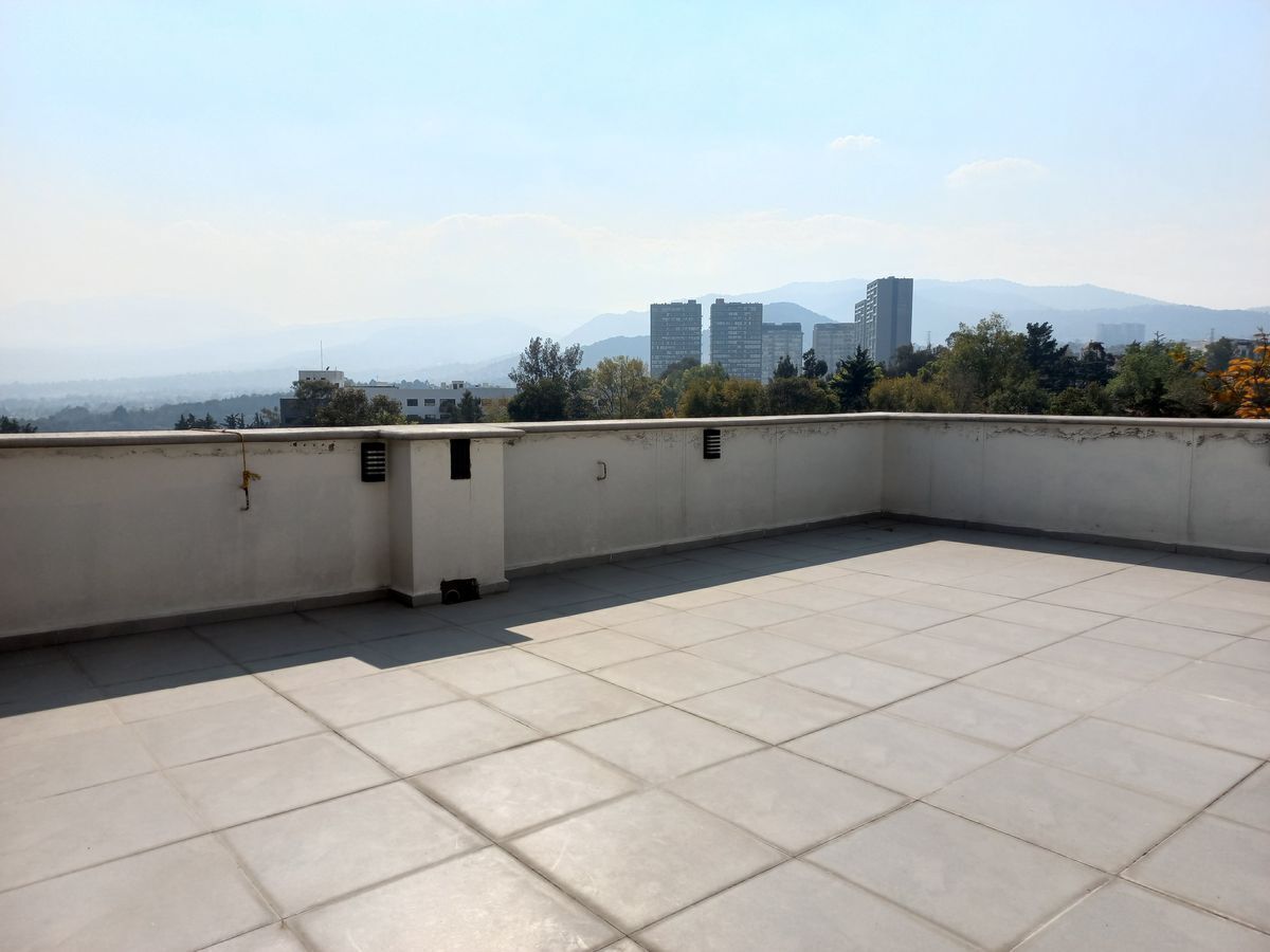 Penthouse con roof garden privado en venta en Tetelpan