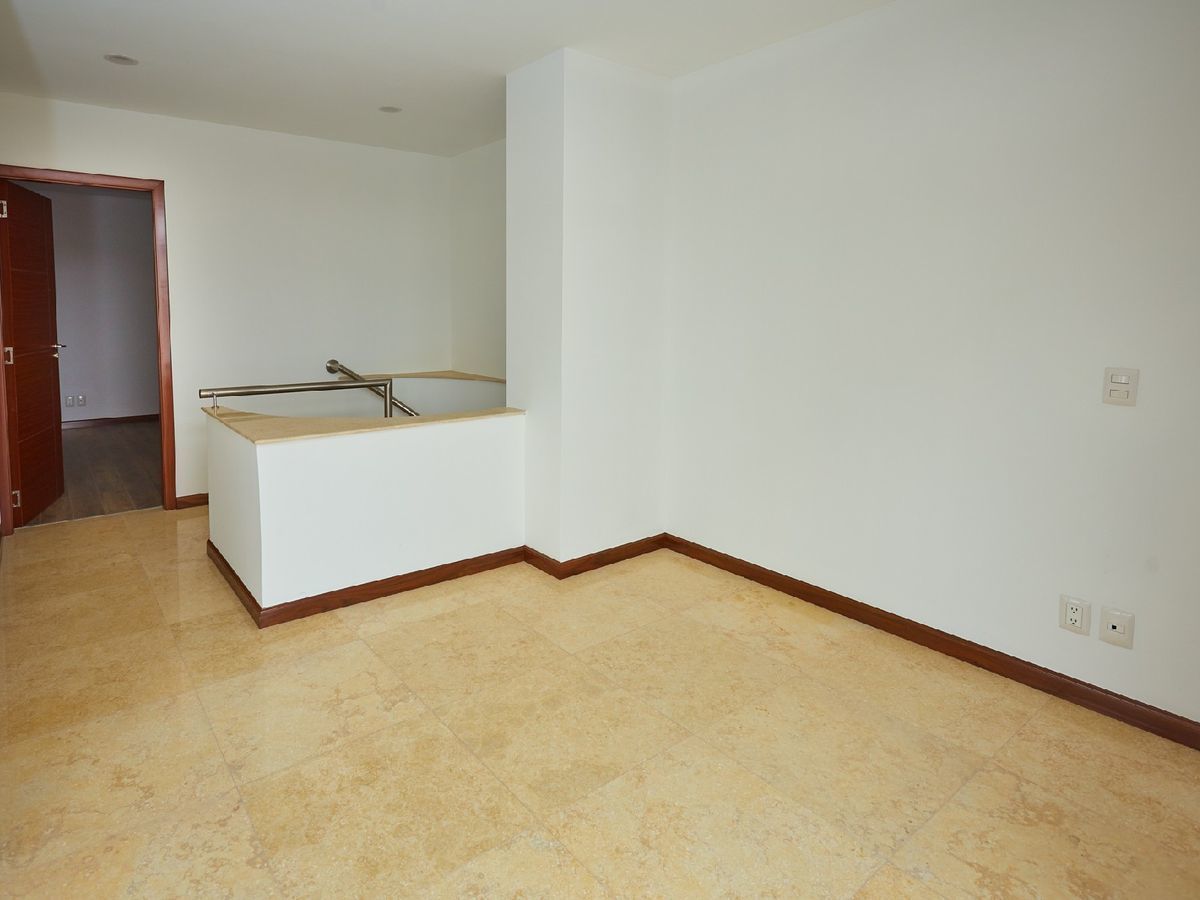 penthouse-de-lujo-en-colonia-ampliacin-asturias15-20761