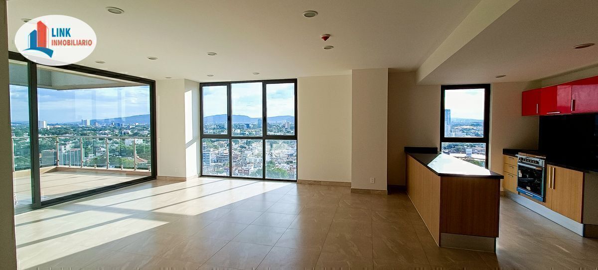 Pent-House nuevo en venta con vista a la Minerva, Guadalajara.