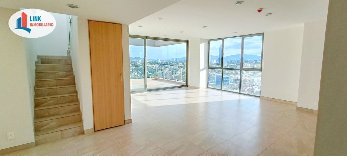 penthouse-nuevo-en-venta-con-vista-a-la-minerva-guadalajara22-12476