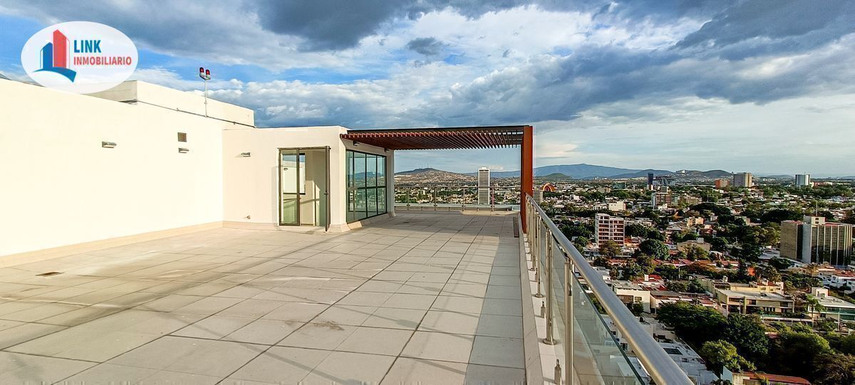 penthouse-nuevo-en-venta-con-vista-a-la-minerva-guadalajara24-12476