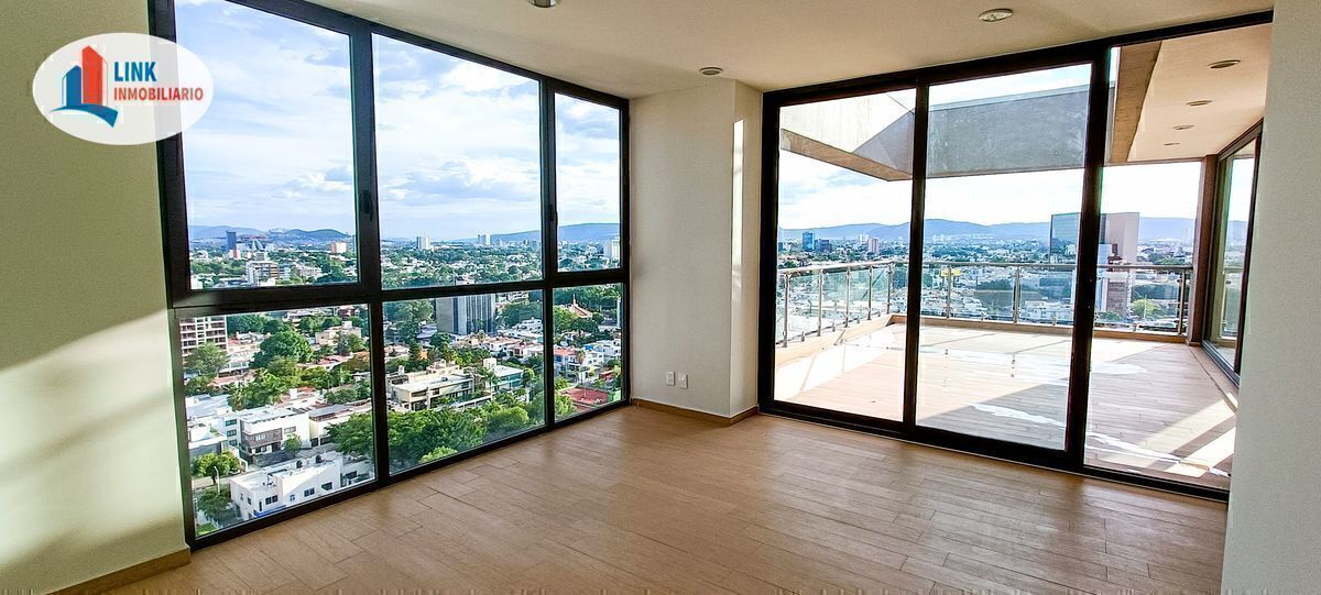 penthouse-nuevo-en-venta-con-vista-a-la-minerva-guadalajara5-12476