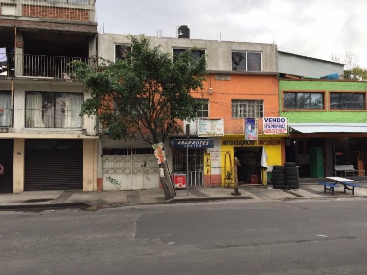 Pequeño Edificio en Venta Av. Talismán Inversionistas