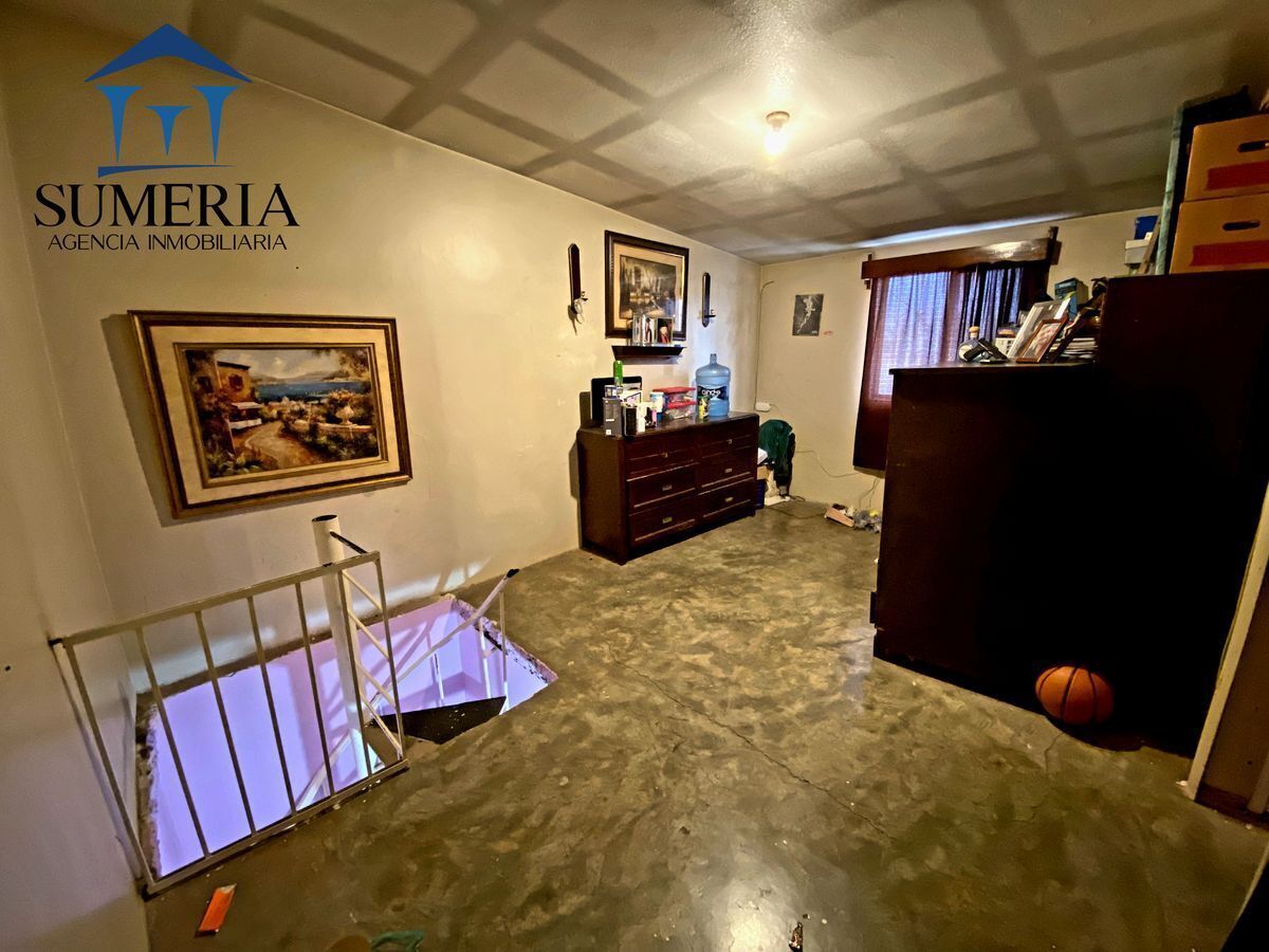 preciosa-casa-en-esquina-del-boulevard-fuentes-mares6-38525