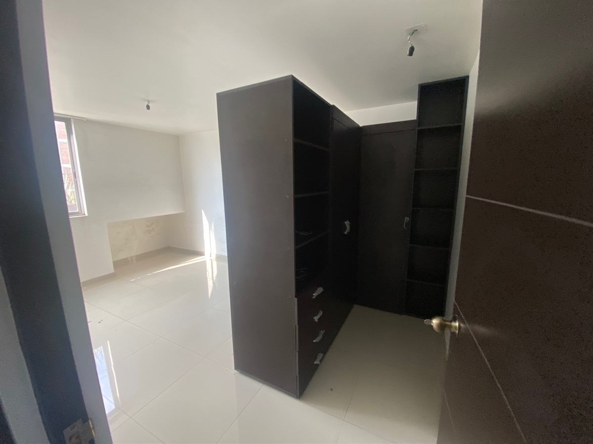 precioso-departamento-en-las-aguilas19-30141