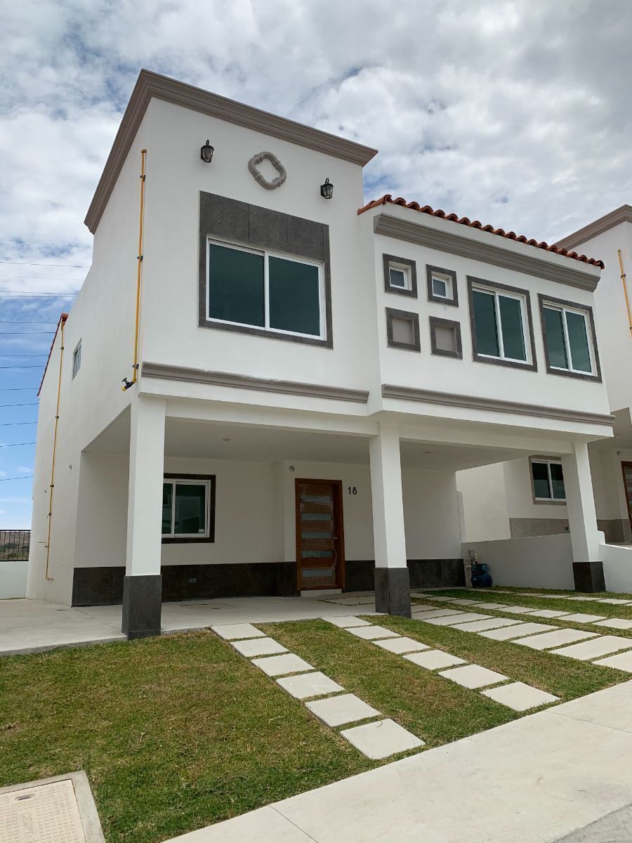 PRE-VENTA DE CASA EN REAL DEL MAR