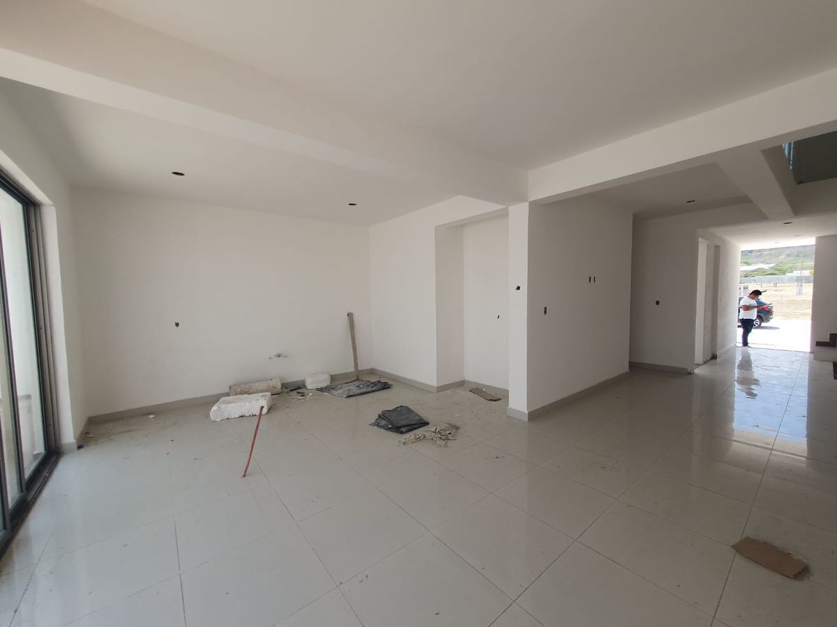 preventa-hermosa-residencia-en-puerta-de-hierro12-30393