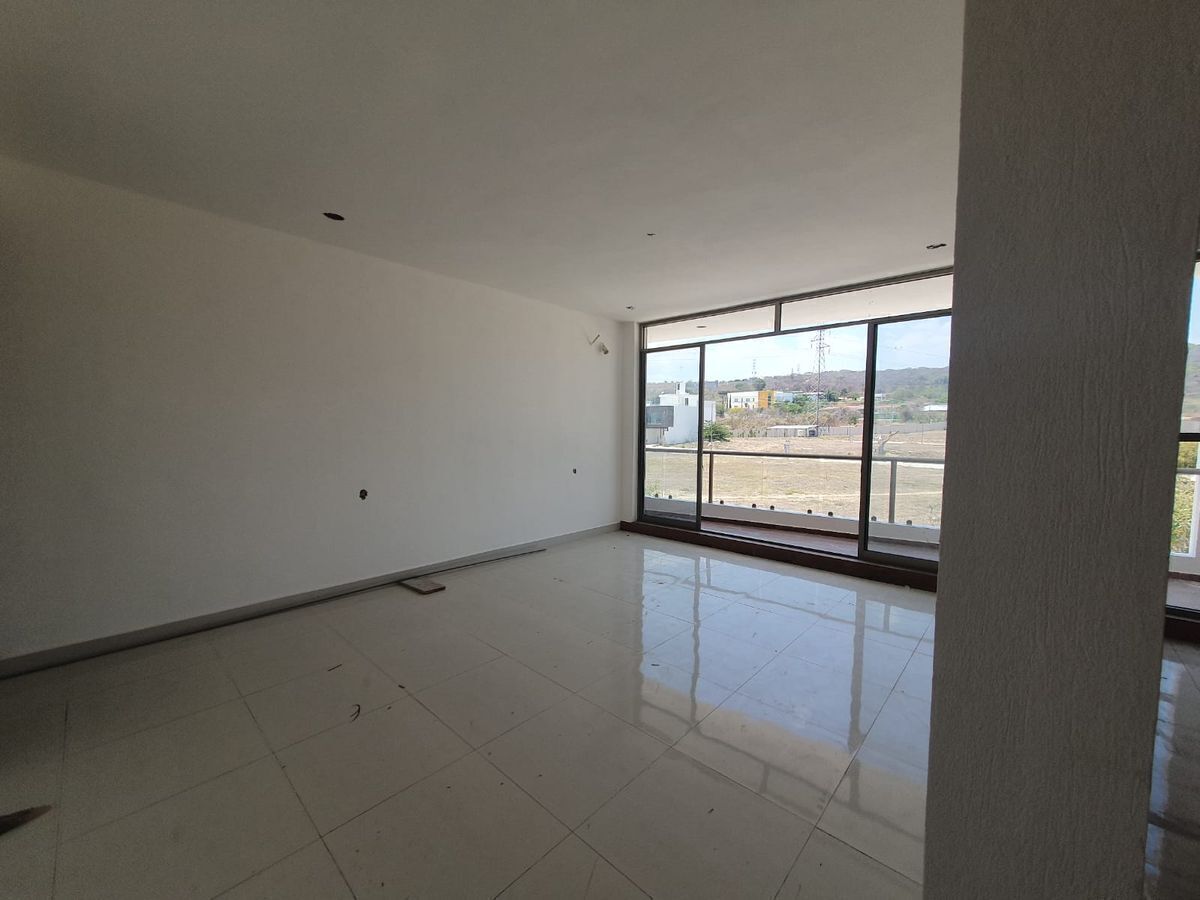 preventa-hermosa-residencia-en-puerta-de-hierro4-30393