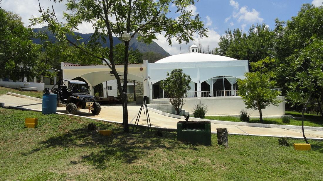 QUINTA EN VENTA EN EL ALAMO, CARRETERA NACIONAL, CON ALBERCA