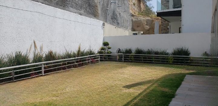 renta-casa-con-jardin-en-fraccionamiento-privado-bosque-esmeralda5-21242