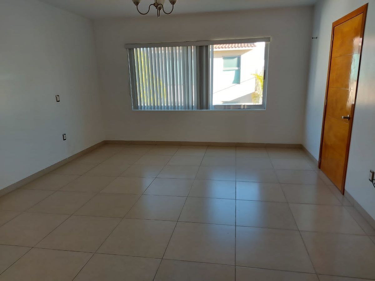 renta-casa-en-alamos-con-jardin-grande9-37631