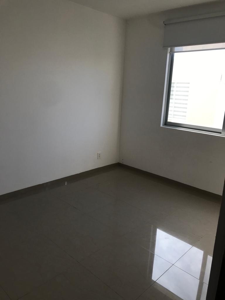 renta-casa-en-lomas-del-marqus11-24761