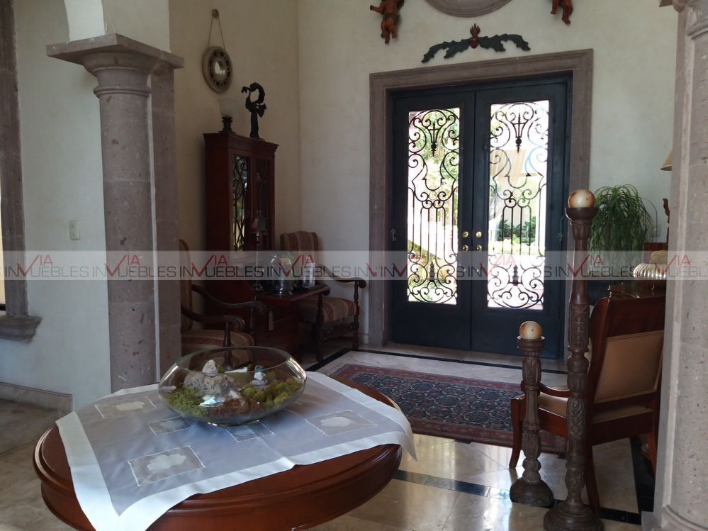 renta-casa-fuentes-del-valle-en-san-pedro-garza-garca12-35755