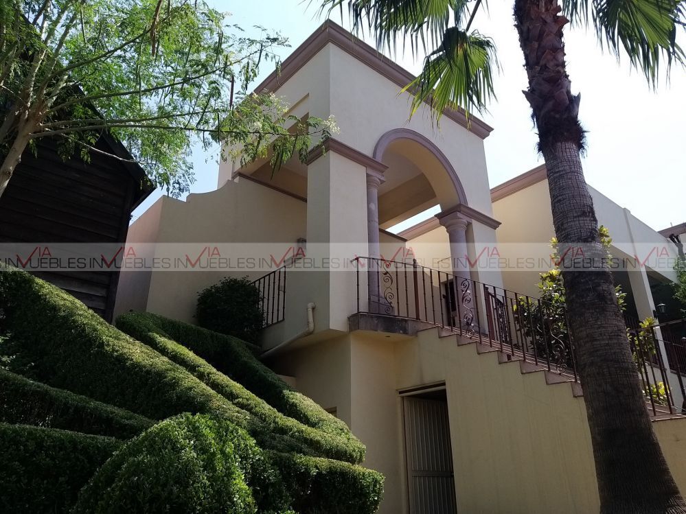 renta-casa-fuentes-del-valle-en-san-pedro-garza-garca7-35755