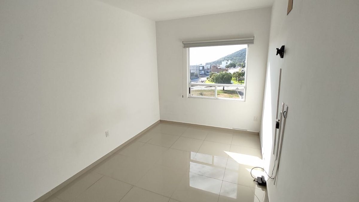 renta-casa-precio-bajo-san-isidro-queretaro10-29576