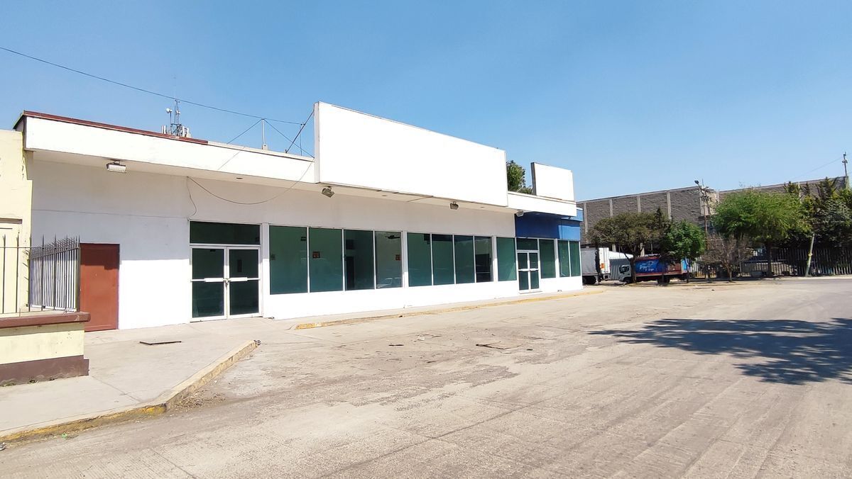 Renta de local comercial en excelente ubicación listo para arrancar