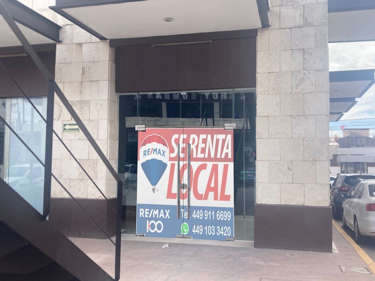 Renta de Local en Plaza Comercial Blvd. Colosio