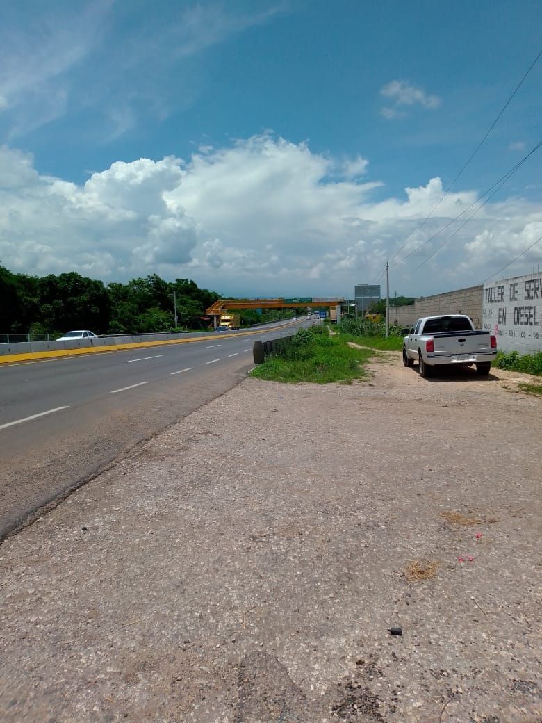 renta-de-terreno-en-autopista-tuxtla-a-ocozocoautla-de-2400-m25-19213