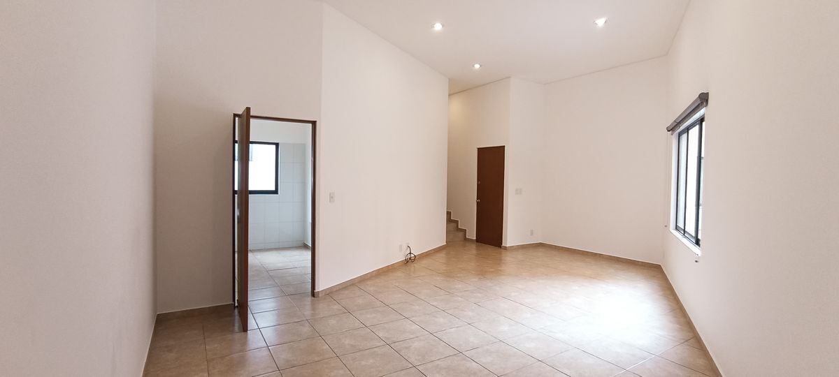 Renta departamento de doble altura con family room en Cuajimalpa