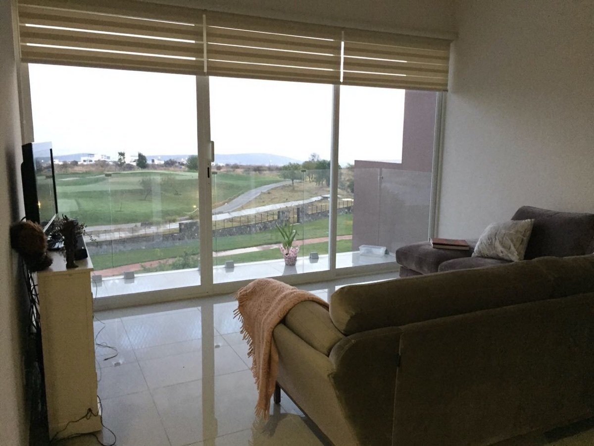 renta-departamento-zibata-amueblado-con-vista-al-golf10-24288