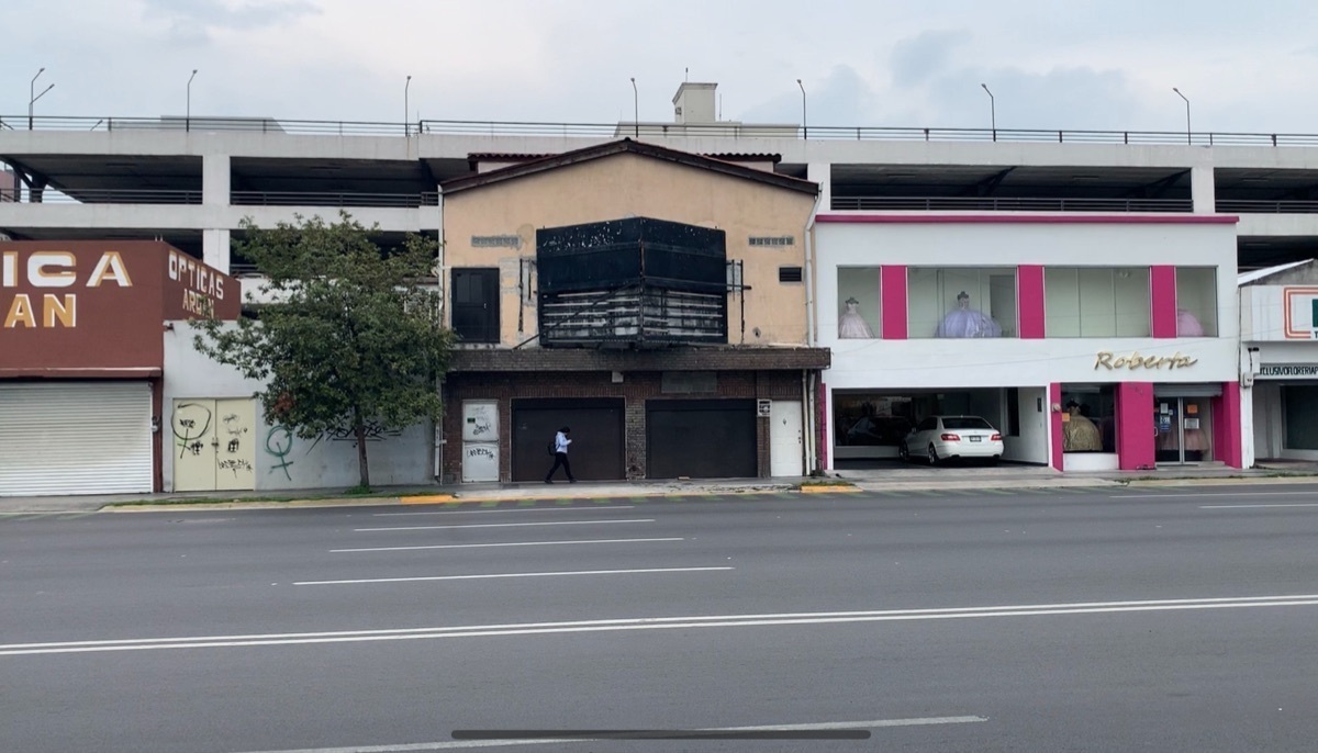 Renta Local Comercial Centro Av. Cuauhtémoc Monterrey