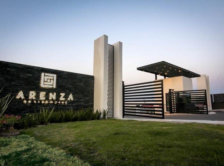 renta-o-venta-casa-en-zakia18-27485