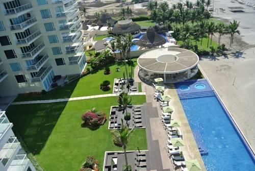 renta-penthouse-amueblado-oceant-front-acapulco-diamante2-36954