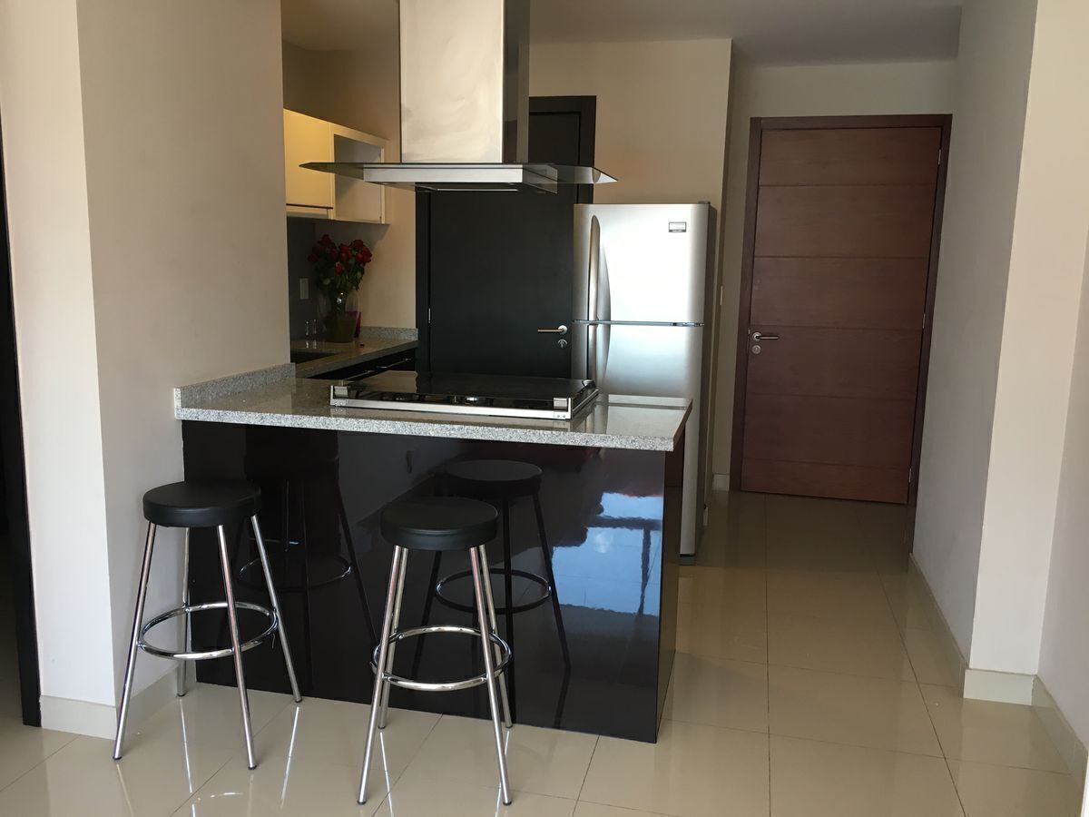 rento-departamento-amueblado-ideal-para-ejecutivo-polarea-vista-al-soumaya3-37072