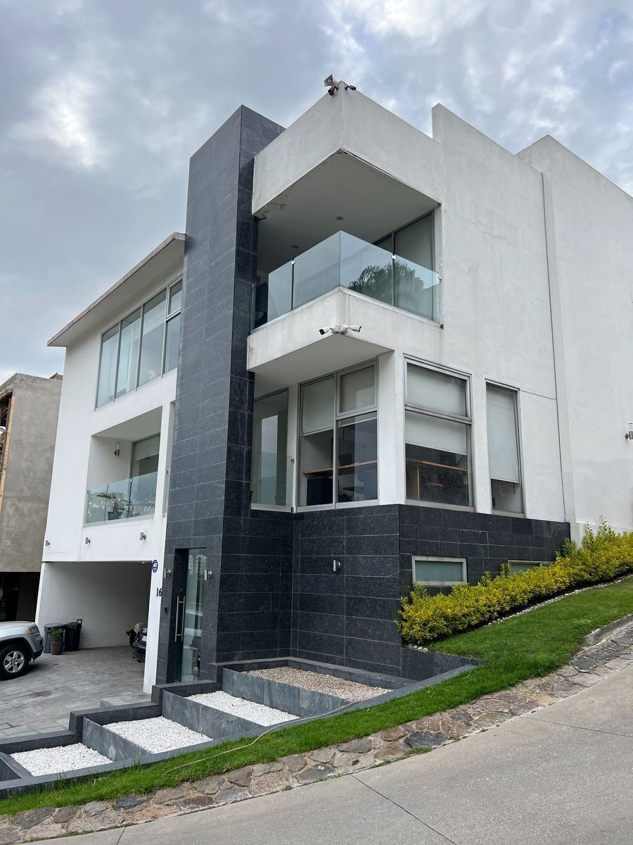 residencia-amueblada-en-renta-en-bosque-esmeralda2-26131