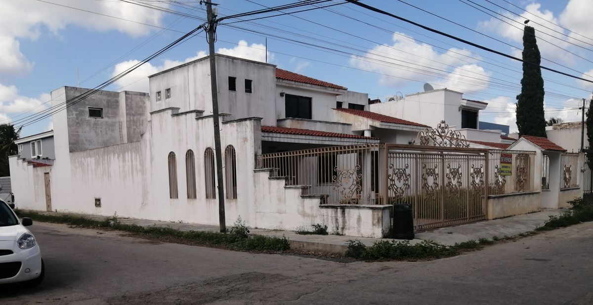 residencia-con-alberca-en--colonia-monteaban--mrida-yuc2-26373