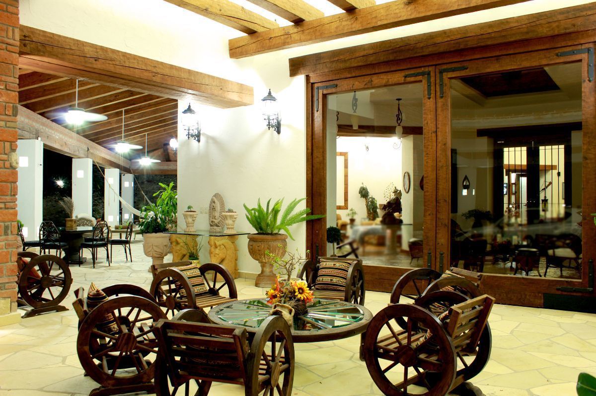 residencia-de-estilo-mexicano-contemporneo-bella-y-elegante47-18099