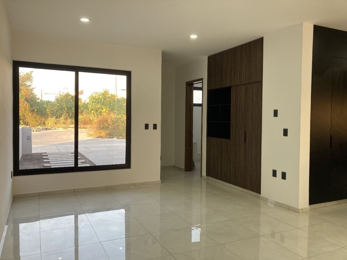 residencia-de-lujo-en-condominio-zona-norte-colima8-23377