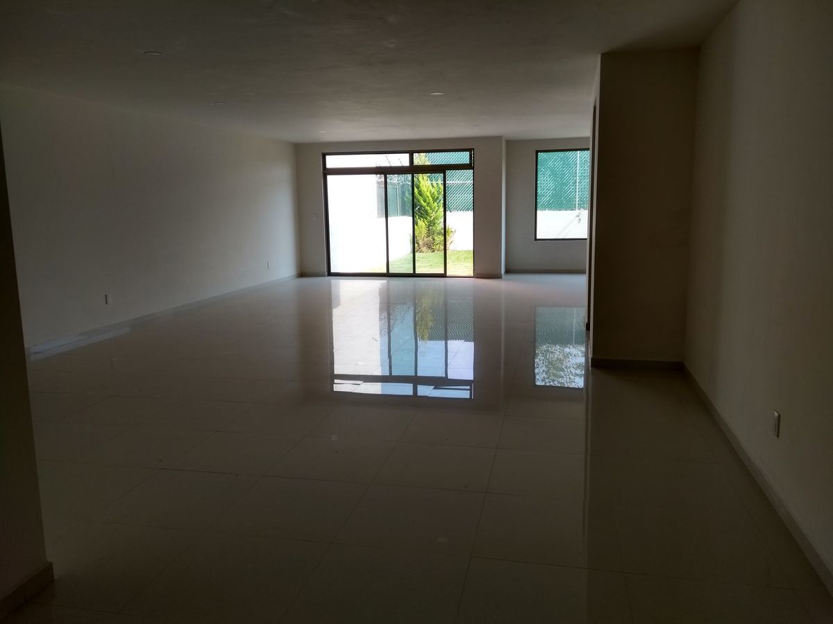 residencia-en-residencial-lomas-verdes2-14978