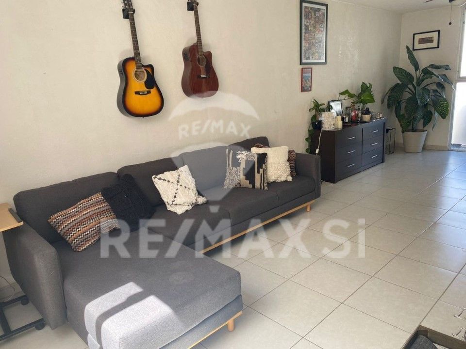 rhv-casa-venta-en-la-vida-corregidora2-11429