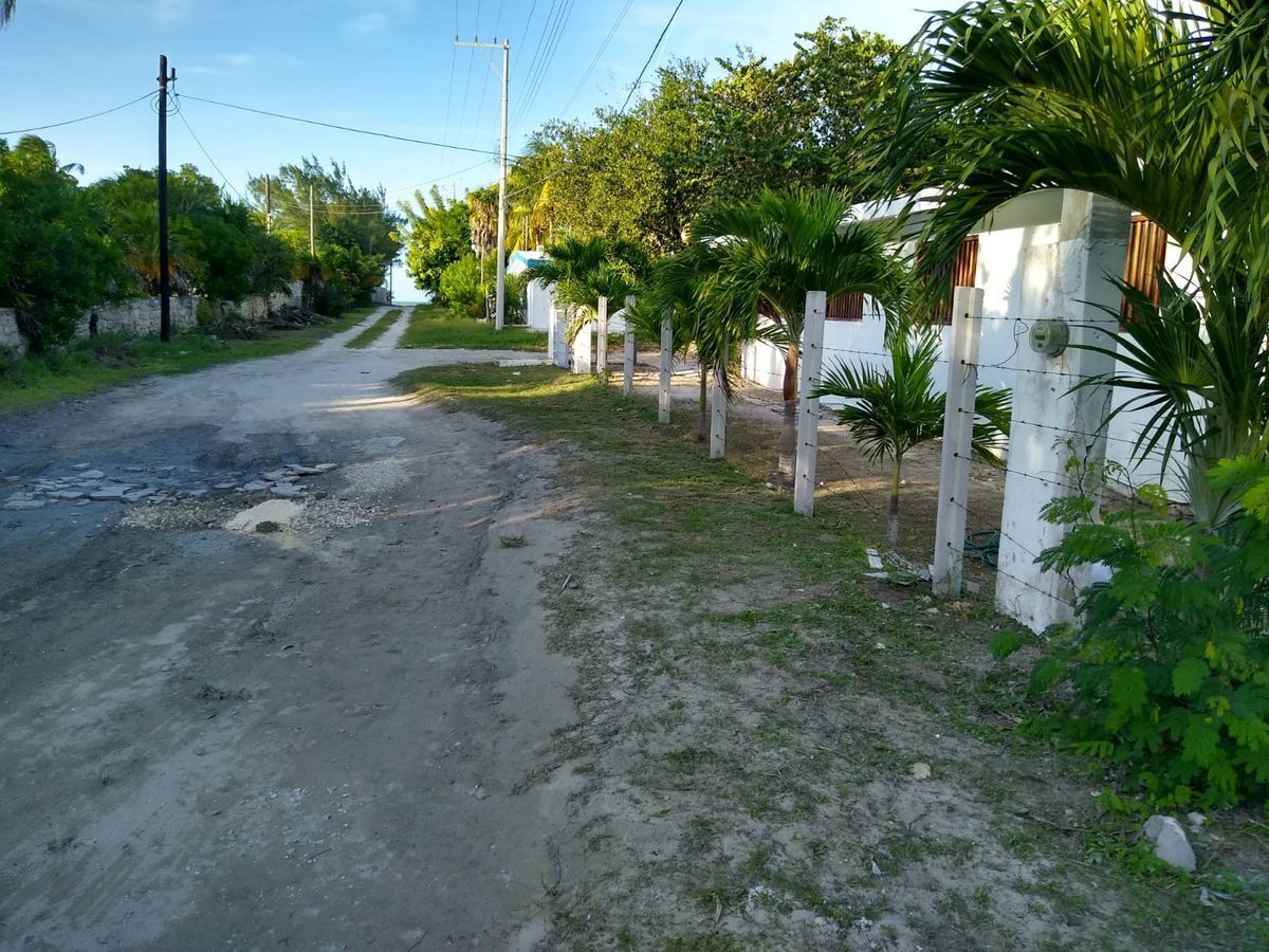 se-renta-a-largo-plazo-hermosa-y-comoda-casa-a-una-cuadra-del-mar-en-progreso13-22080