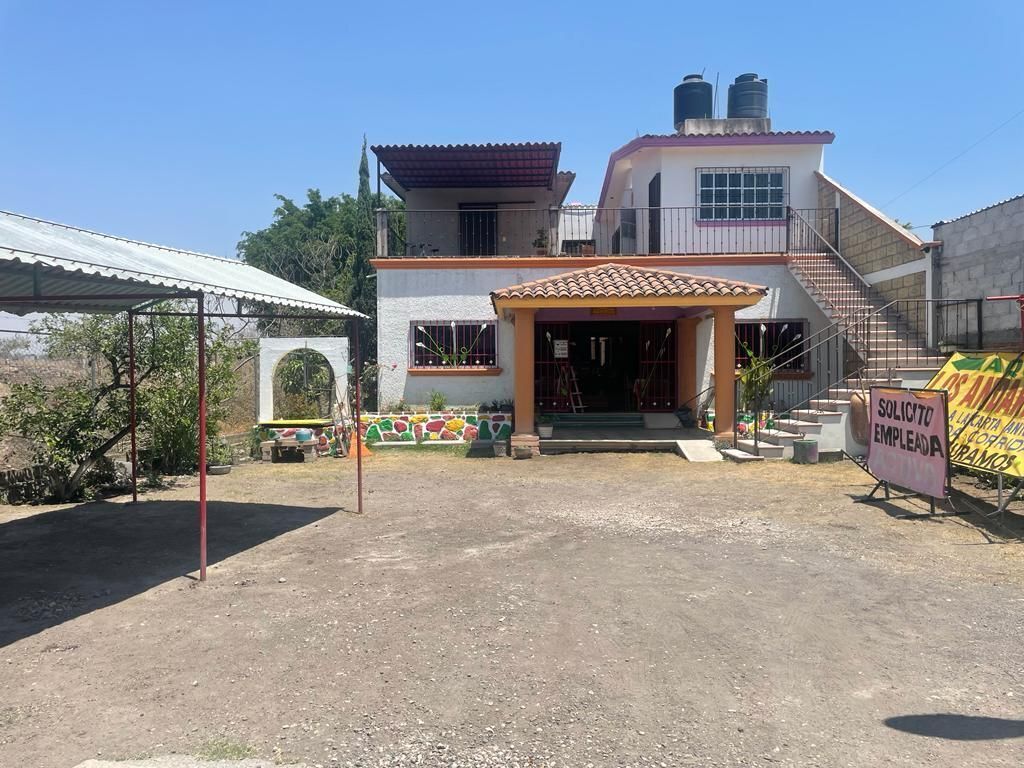 se-renta-reastaurante-familiar-a-bordo-de-carretera-cuautla-morelos7-30378