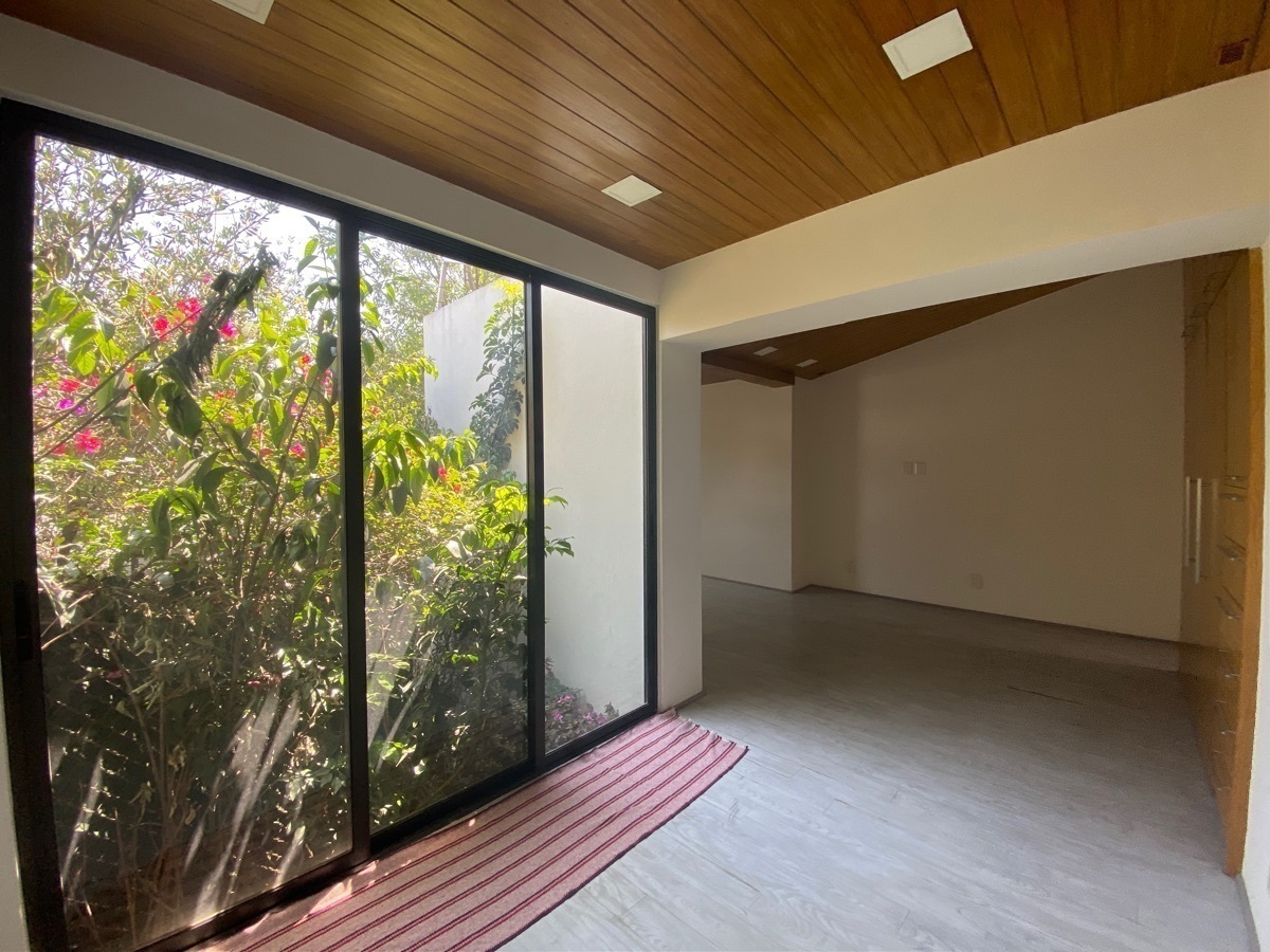 se-vende--casa-en-lujoso-fraccionamiento-en-jardines-del-pedregal-cdmx24-14664