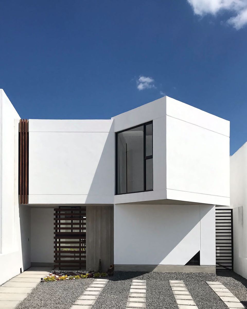 SE VENDE CASA DE LUJO  EN EL REFUGIO, QUERÉTARO